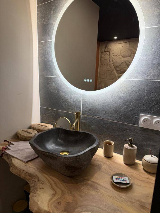 Gîte pour 2 personnes, avec jacuzzi, animaux acceptés à Cussac-Fort-Médoc - 4