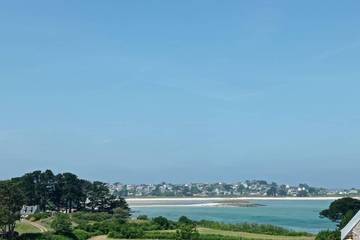 Location de vacances pour 6 personnes, avec jardin dans Plage Penvern