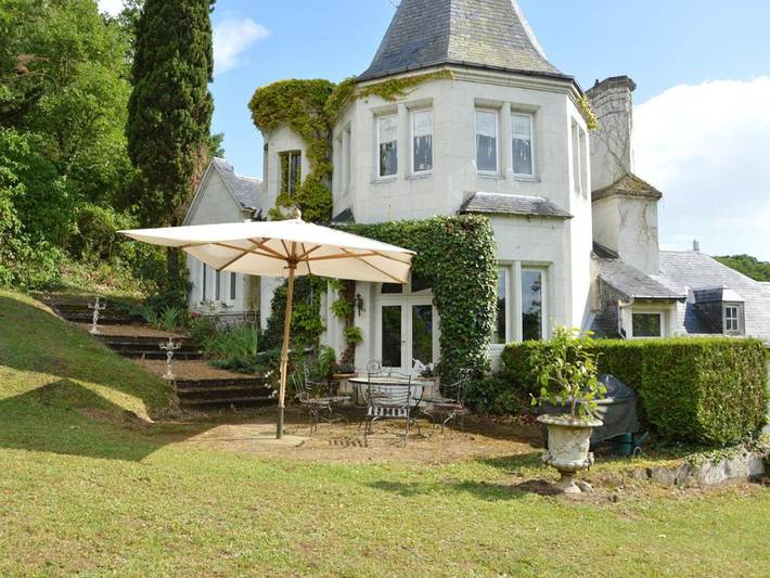 Gîte pour 4 personnes, avec sauna ainsi que balcon et jardin