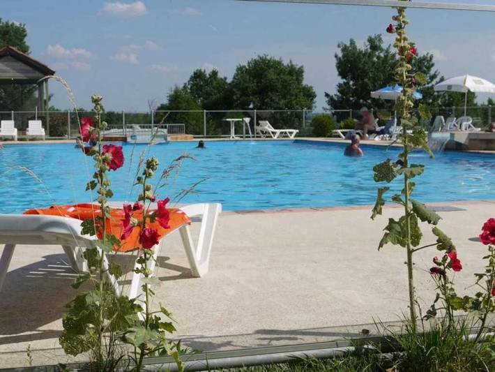 Location de vacances pour 4 personnes, avec Terrasse et Piscine à Dévillac - 3
