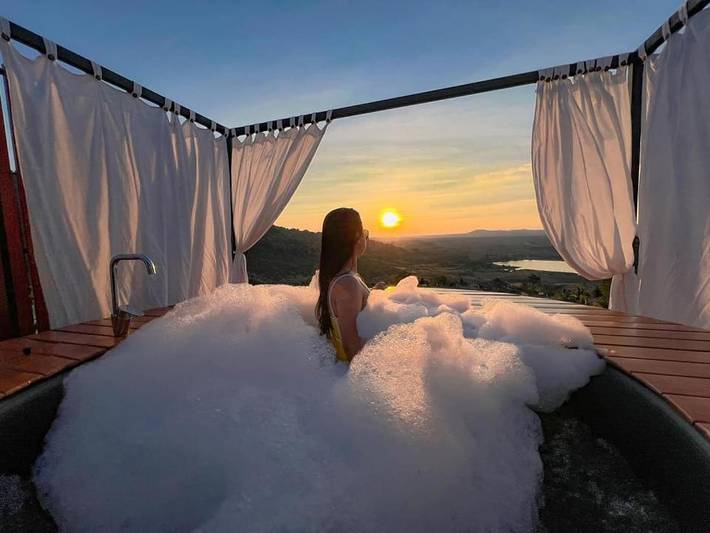 Maison d’hôte pour 2 personnes, avec vue et balcon dans Khao Kho