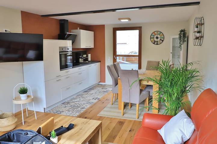 Ferienhaus für 7 Personen, mit Terrasse und Garten - 1