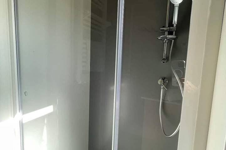 Appart'hôtel 2 Ch./2 Sdb/Cuisine Salon/Terrasse à 2 pas de Bellême et du golf in Bellême, Parc naturel régional du Perche