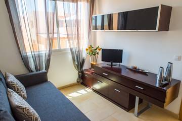 Holiday Apartment for 2 People in Corralejo, La Oliva, Photo 2