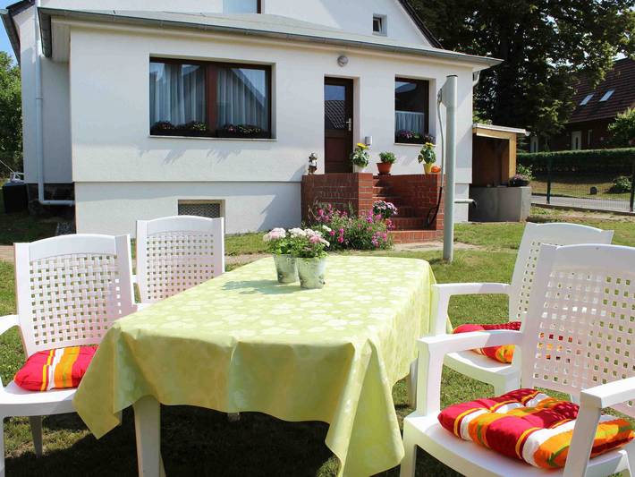 Ferienwohnung für 4 Personen, mit Garten und Terrasse, kinderfreundlich in Zirchow - 2