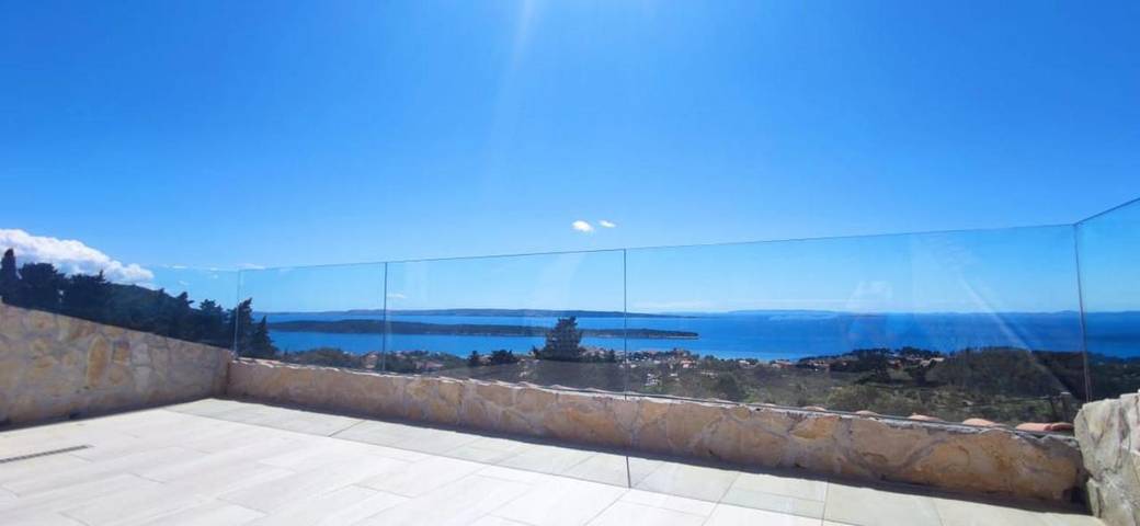 Villa für 9 Personen, mit Sauna und Pool sowie Ausblick und Garten, mit Haustier auf Rab - 4