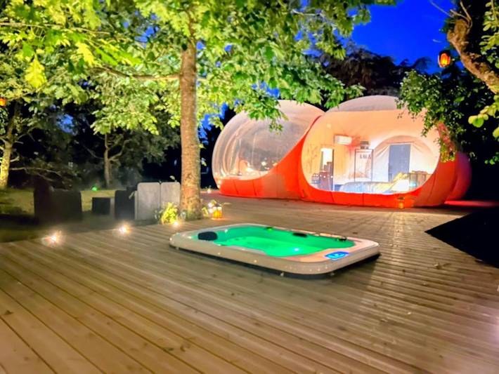 Gîte pour 4 personnes, avec Jacuzzi et Terrasse ainsi que Jardin et Vue à Rieumes