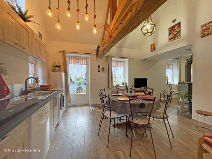 Gîte pour 2 personnes, avec jardin dans Parc naturel régional Normandie-Maine - 3
