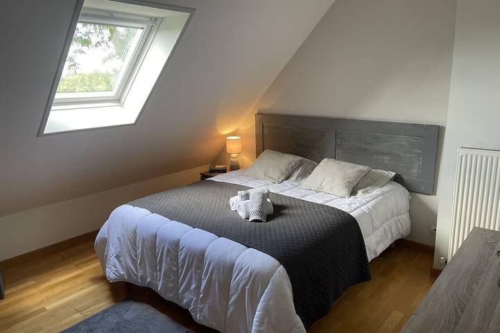 Location de vacances pour 8 personnes, avec jardin à Port-en-Bessin-Huppain - 2