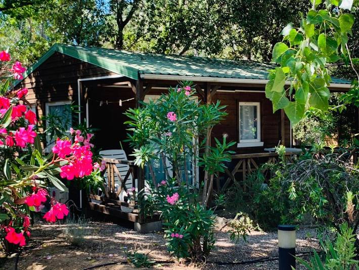 Location de vacances pour 4 personnes, avec jardin à Aregno