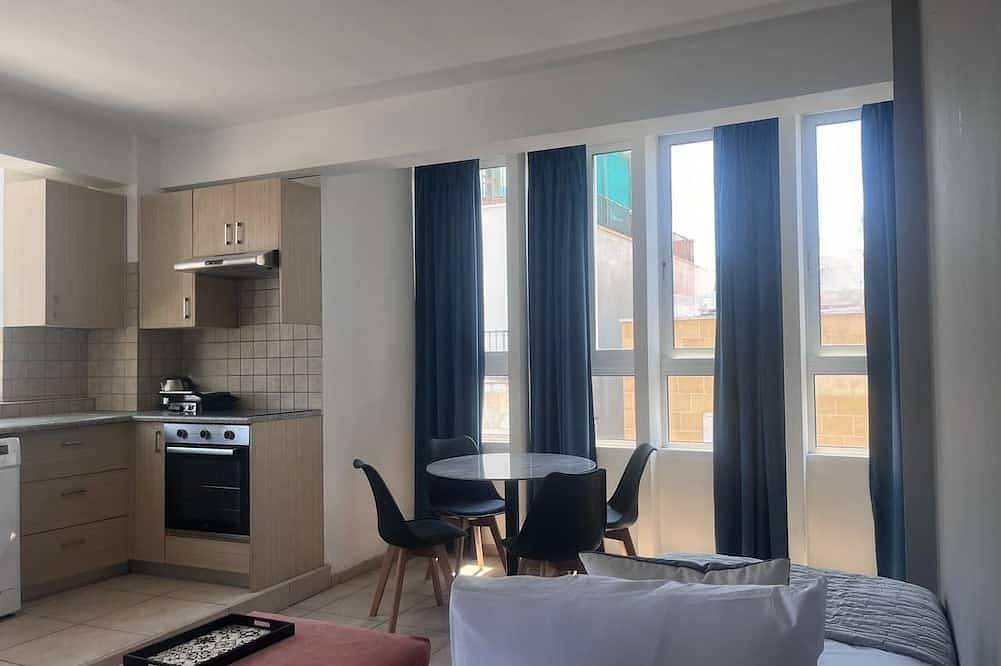 Ganze Wohnung, Phaedrus Living: Hoopoe Residencies 207 in Nikosia, Südzypern