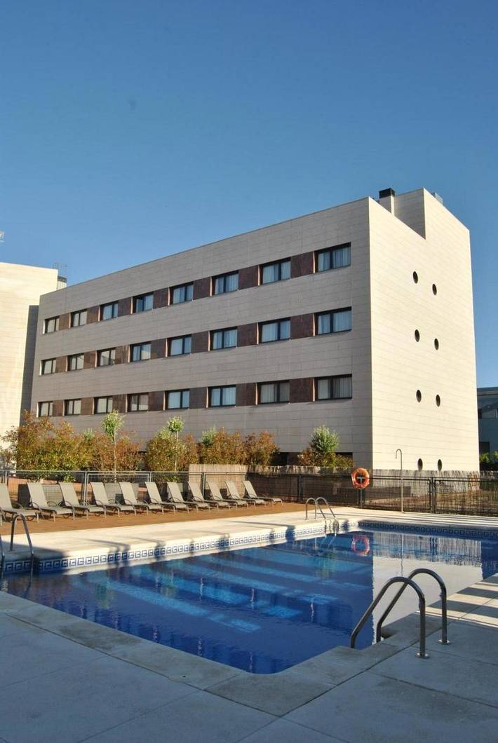 Apartamento para 2 personas, con piscina y terraza en Torrejón de Ardoz