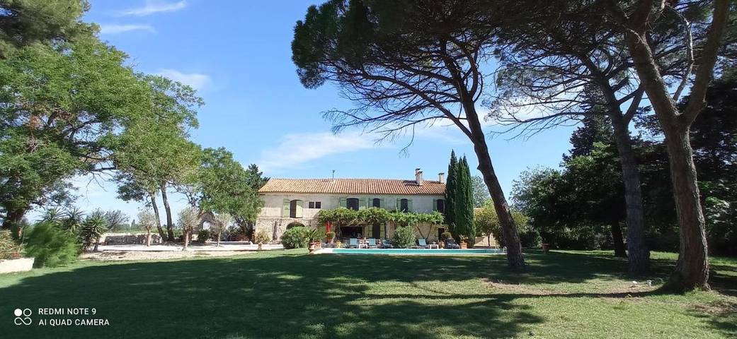 B&b per 2 persone, con Terrazza e Giardino nonché Piscina e Panorama a Arles