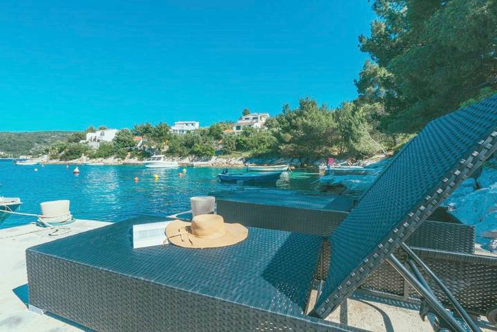 Ferienhaus für 10 Personen, mit Balkon und Terrasse sowie Garten und Pool