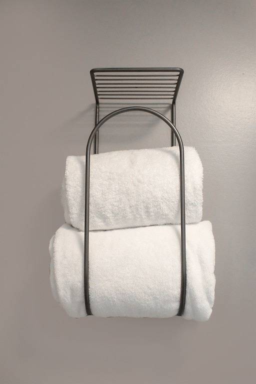 Tranquil Cat Fish Cottage Getaway Point Breeze, Ny in Ontariosee