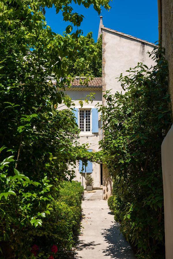 Hôtel pour 2 personnes, avec Terrasse ainsi que Jardin et Vue à Pernes-les-Fontaines