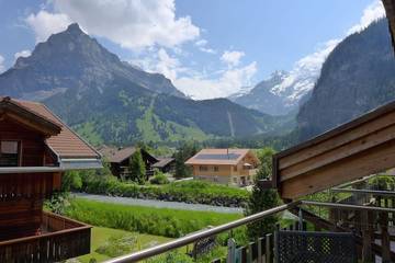 Hütte für 3 Personen, mit Balkon in Kandersteg