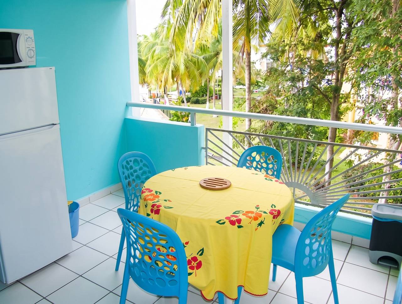 Estudio entero, Estudio encantador con balcón y vista al mar en Le Gosier - 35 m² in Guadalupe