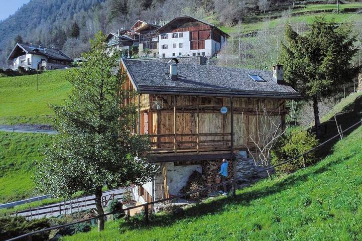 Gîte pour 6 personnes, avec Balcon et Jardin dans Pracorno Di Rabbi