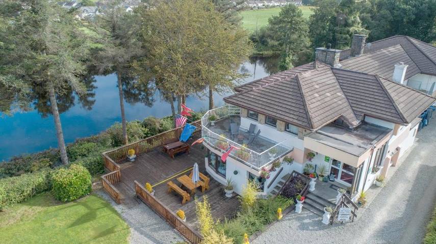 Maison d’hôte, avec Terrasse ainsi que Jardin et Vue à Killarney