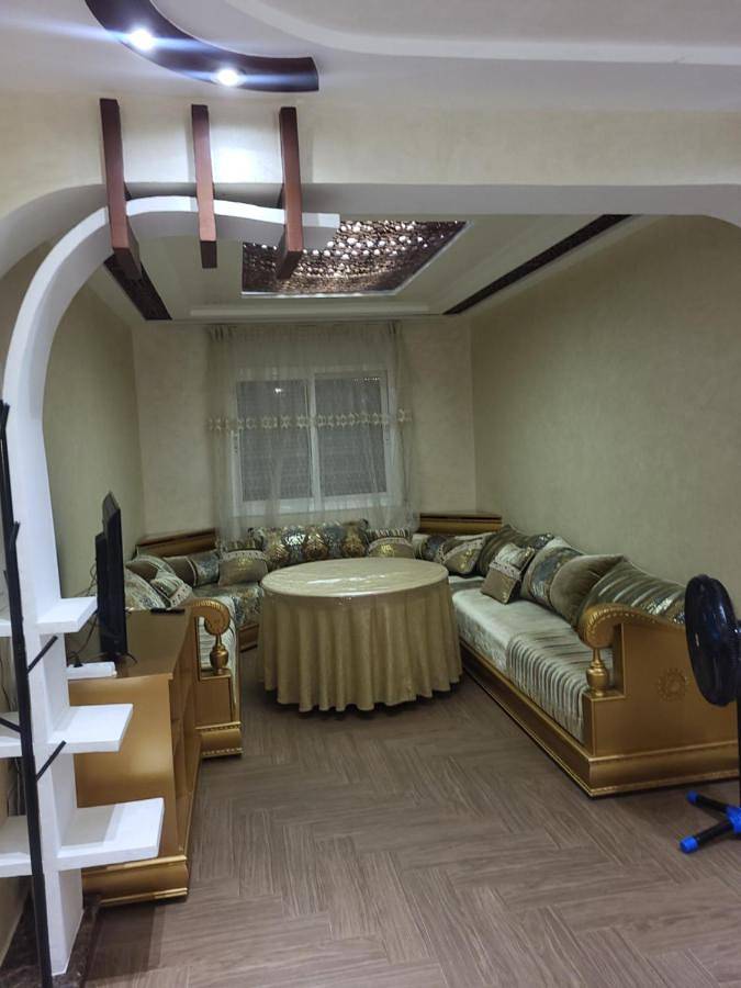 Gîte pour 7 personnes, avec jacuzzi et jardin ainsi que bassin pour enfant et sauna, adapté aux familles dans Selouane - 4