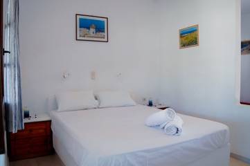 Vacation House for 5 Guests in Cyclades, South Aegean region, Picture 2