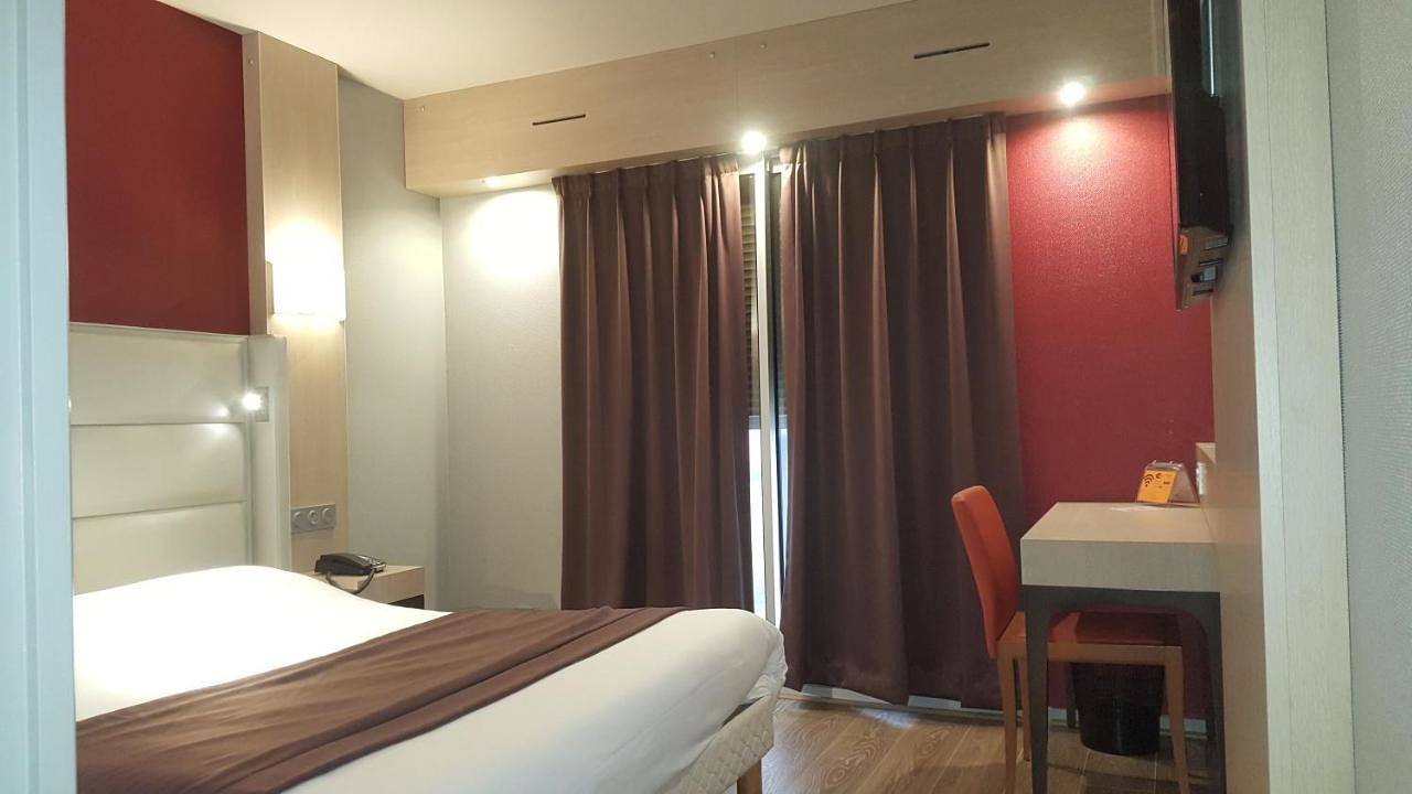 Twin Room - Disability Access in Bourg-en-Bresse, Région de Bourg-en-Bresse