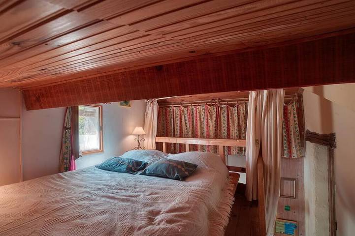 Appartement entier, A cosy, atypical stay in Provence in Saint-Étienne-les-Orgues, Région de Forcalquier