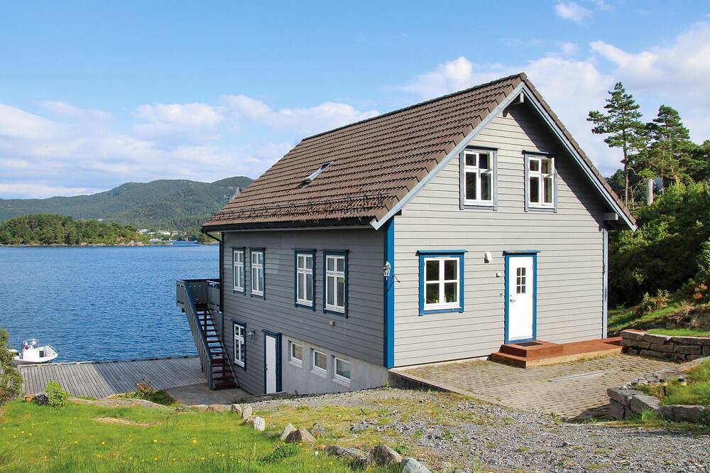 Magnifique maison de 5 chambres à Lundegrend in Lundegrend, Tysnes