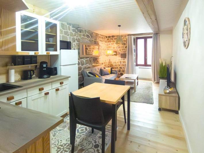 Gîte pour 2 personnes, avec Vue à Montpezat-sous-Bauzon