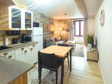Gîte pour 2 personnes, avec vue à Montpezat-sous-Bauzon