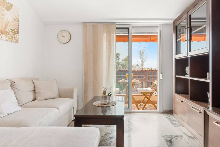 Ganze Wohnung, Ferienwohnung 'Dachgeschoss Fuengirola Park' mit privater Terrasse, Wi-Fi und Klimaanlage in Fuengirola, Costa del Sol