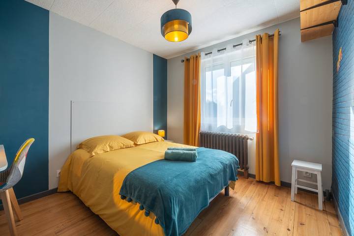Location de vacances pour 6 personnes, avec Jardin à Laval - 3