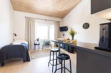 Gîte pour 2 personnes, avec vue ainsi que jardin et balcon à Espoo