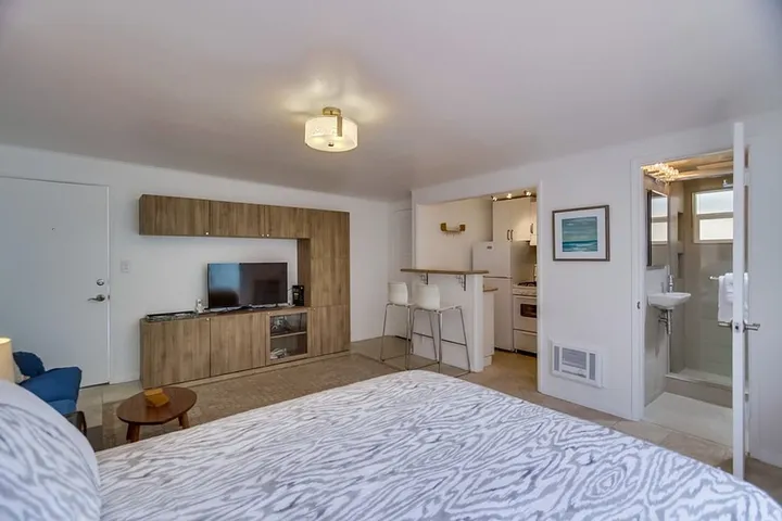 Vacation apartment for 2 people, with pool and terrace, with pets - 1