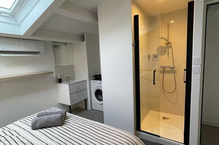 Gîte pour 7 personnes, avec balcon dans Plage de la Baumette - 4