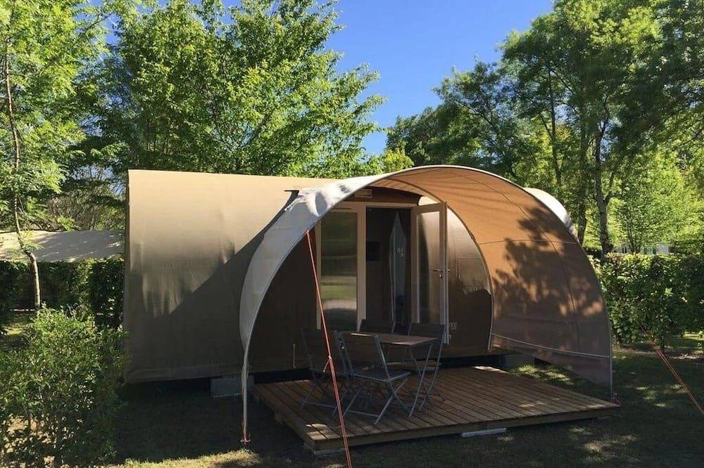 Zecamping 3* familial piscine chauffée dog friendly locatif 16m2 in Montpon-Ménestérol, Périgord Blanc