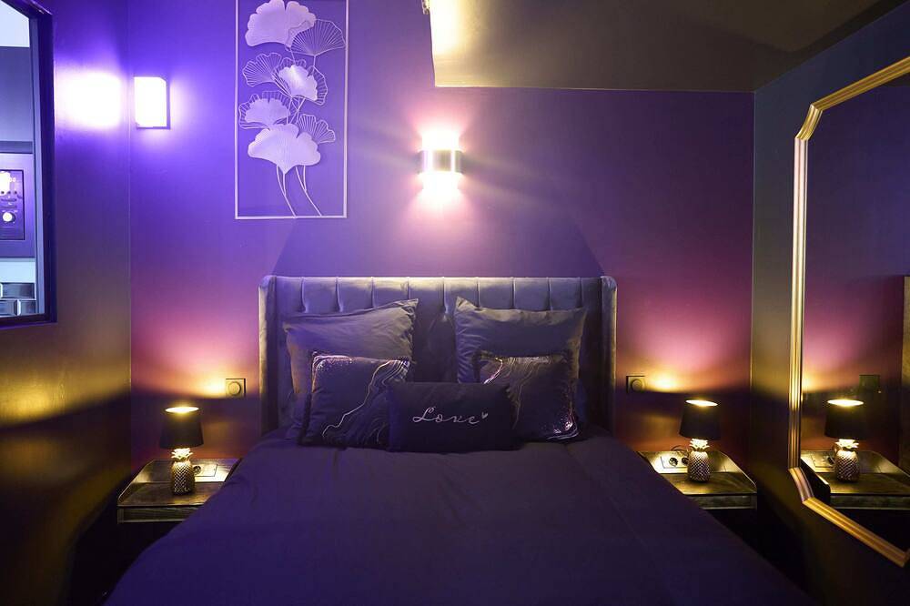 La Romance Room - Jacuzzi | Cinema | Sauna in Valle del Oise