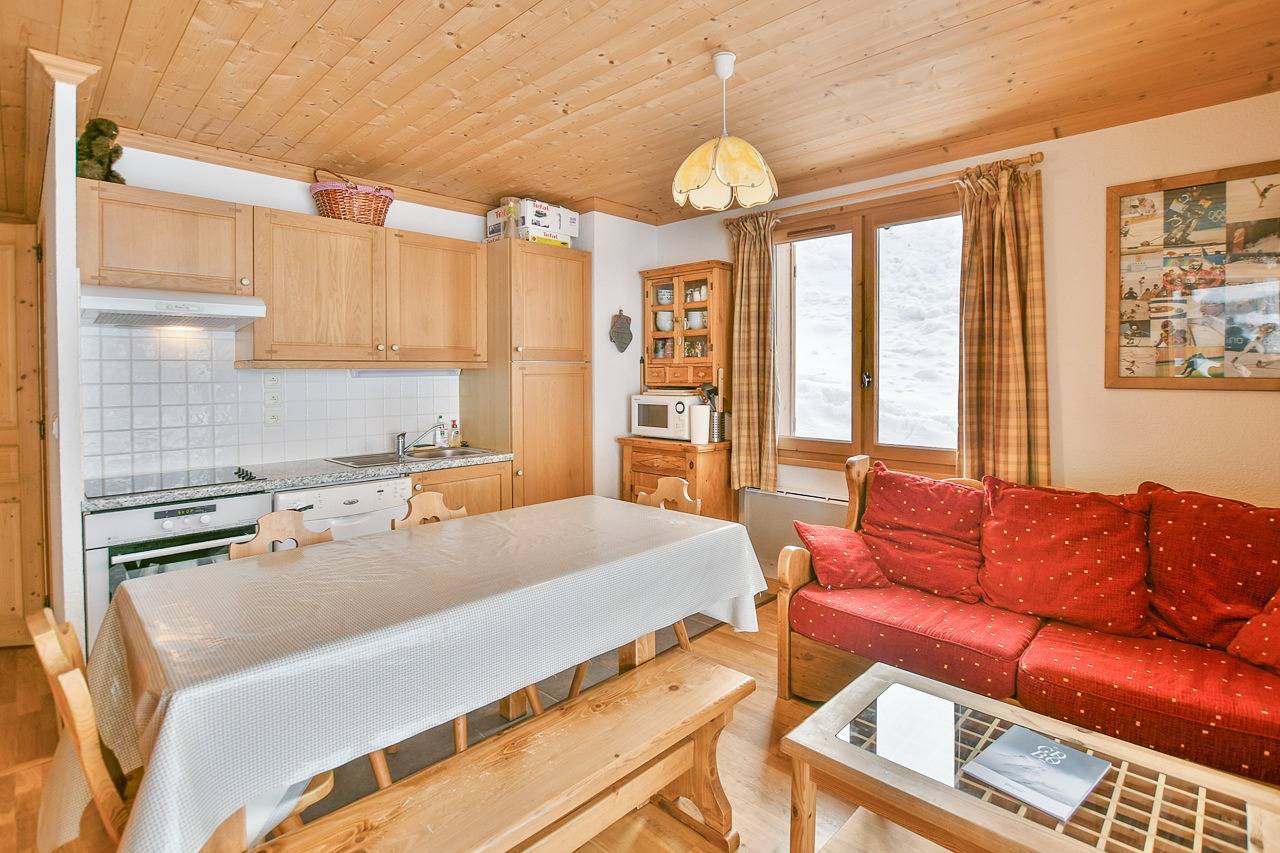 Entire apartment, Refuge Le Bardeau B1 in Le Grand-Bornand, Annecy region