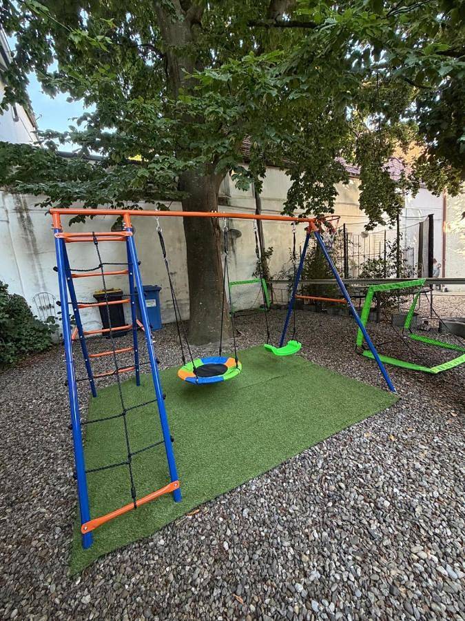 Ferienwohnung für 5 Personen, mit Terrasse und Garten