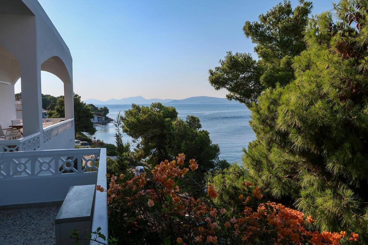 Ganze Wohnung, Three-Bedroom Villa with Private Pool in Ermioni, Argolis