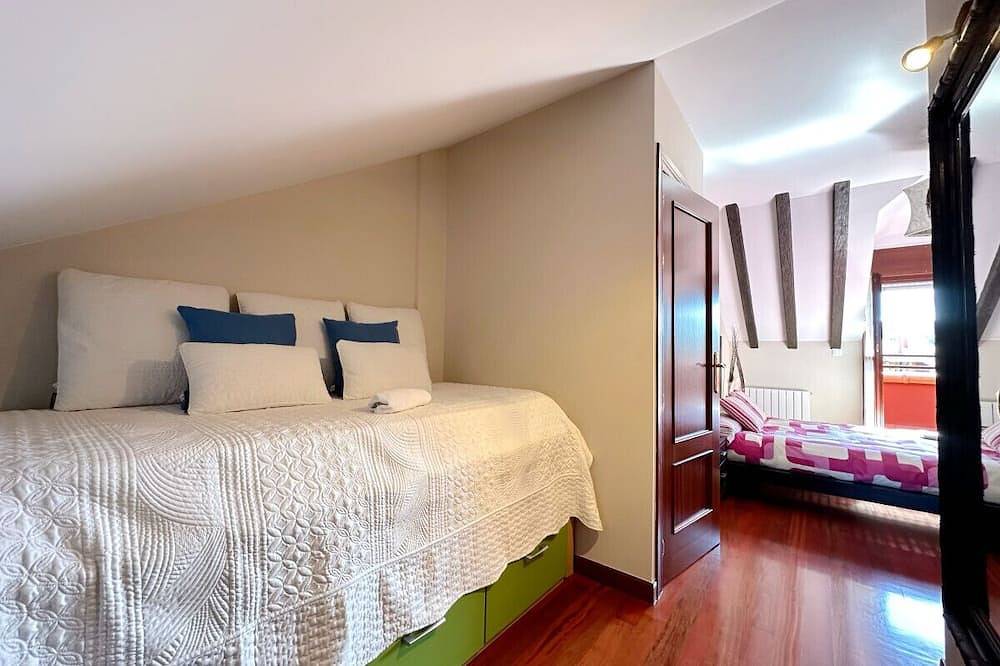 Semi-detached house with private garden and communal pool in Ajo, Bareyo