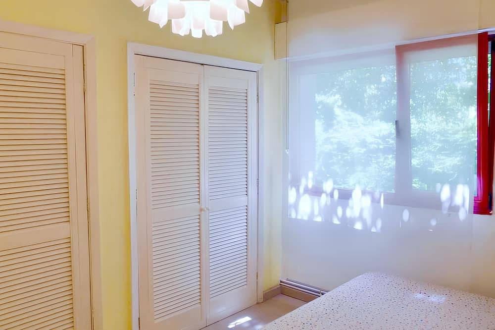 Entire apartment, Homerez - Cosy apartment in Mogor with sea view terrace - 40 m² in Marín, Rías Baixas