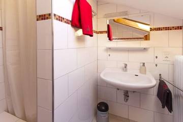 Hütte für 6 Personen in Mittenwald, Bayerische Alpen, Bild 4