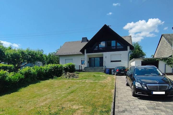 Ferienwohnung für 4 Personen, mit Balkon in Mastershausen