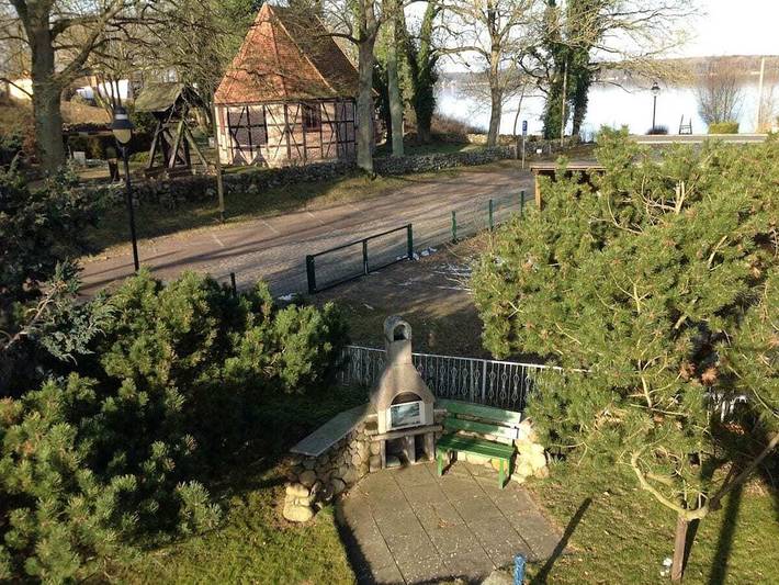 Ferienhaus für 4 Personen, mit Terrasse und Garten sowie Seeblick in Zislow