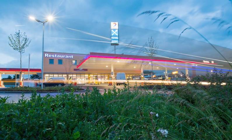 Hotel für 3 Personen, mit Terrasse