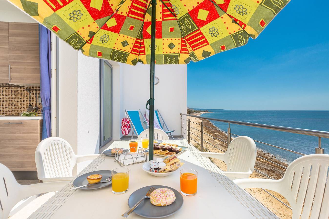 Un Sogno sul Mare by Barbarhouse in Torre Pali, Salve