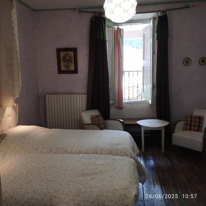 Gîte pour 6 personnes, avec terrasse et vue, animaux acceptés dans Florac-Trois-Rivières - 2