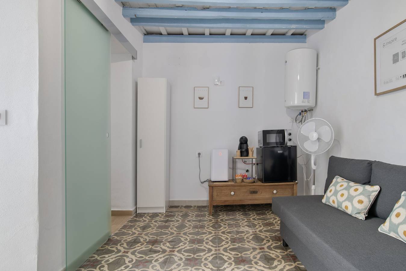 Apartamento 'Luna' con vistas a la montaña, terraza compartida y Wi-Fi in Vejer de la Frontera, Costa de la Luz